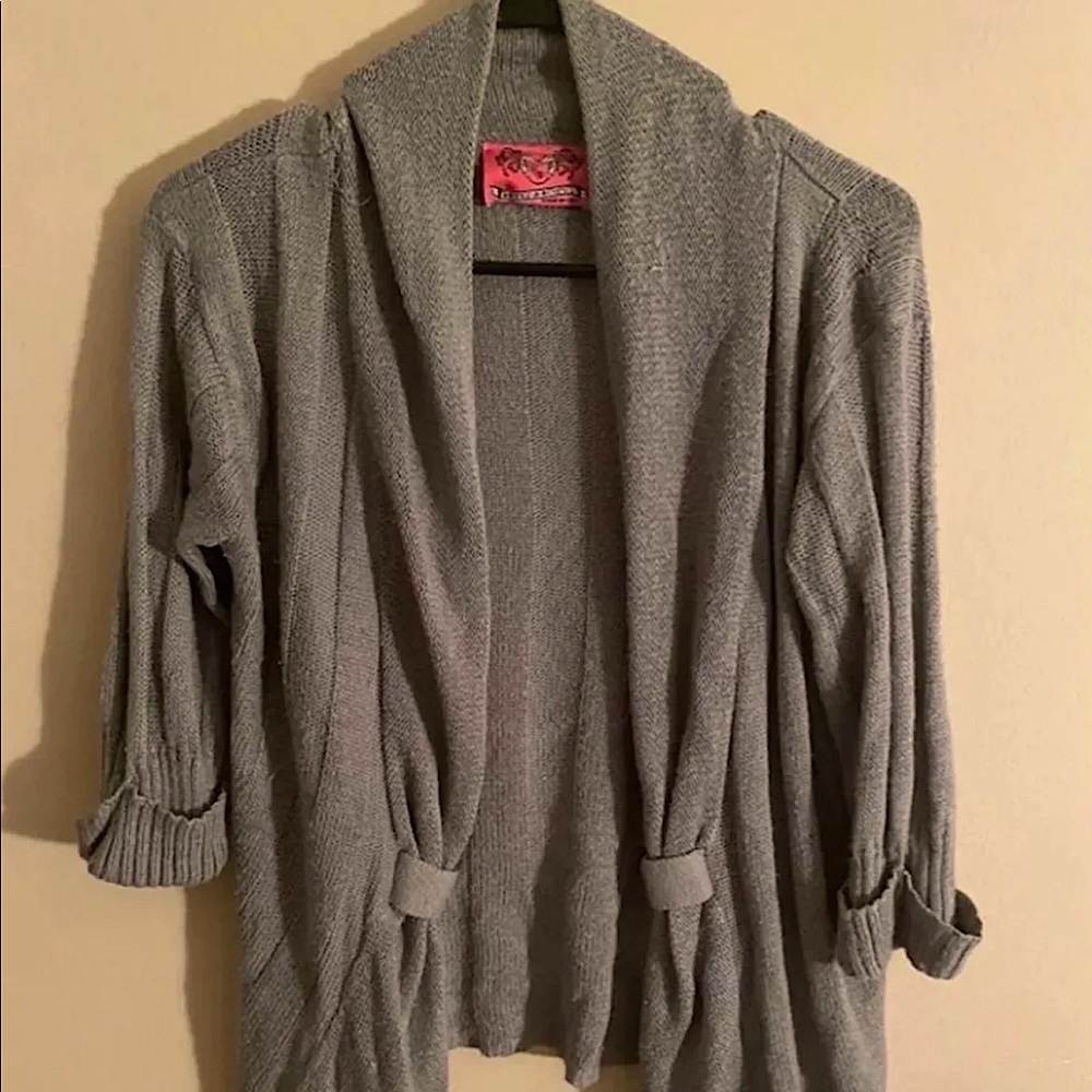 Women’s grey sweater fits XL-XXL